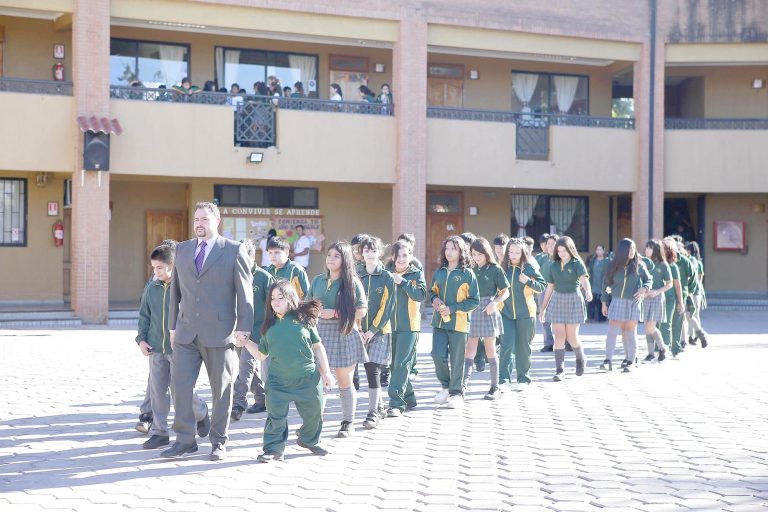 Municipio talquino inauguró ayer el año escolar