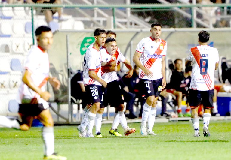 Empate curicano con gusto a poco