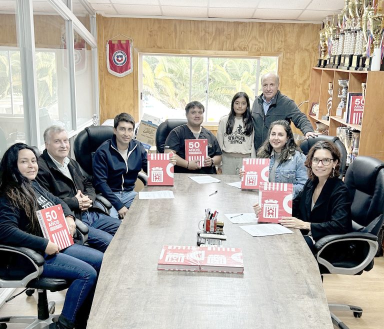 Suma y sigue el apoyo a Curicó Unido