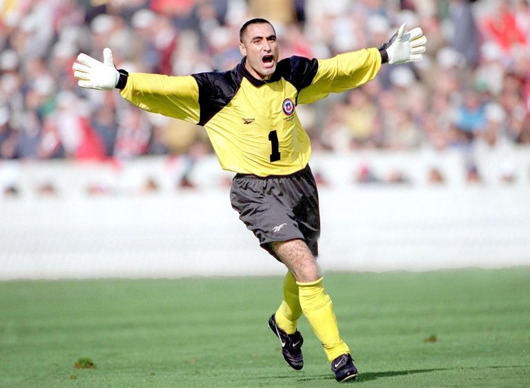 Exfutbolistas de La Roja invitados al conversatorio “Talca es Mundial”