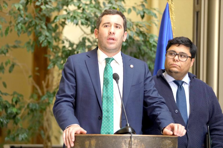 Piden frenar cobro de multas sanitarias