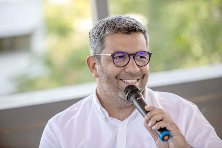 “El proyecto sigue avanzando  de acuerdo con lo esperado”.