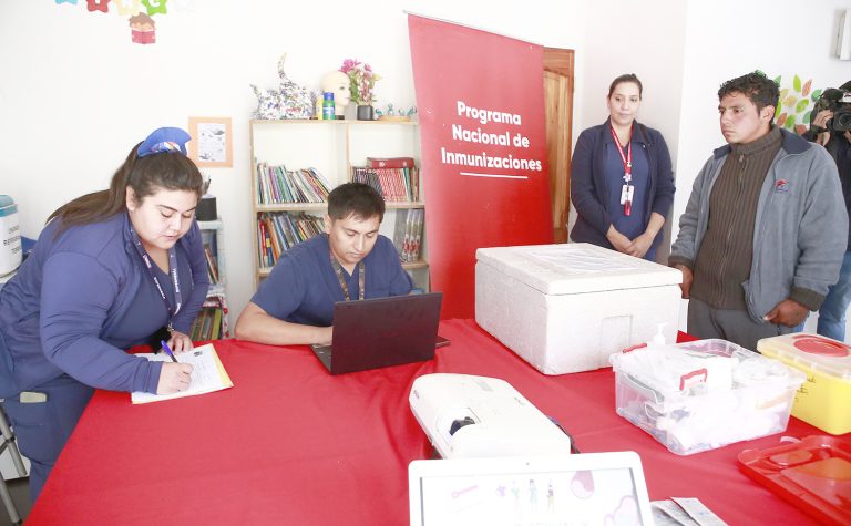 Región del Maule lidera proceso de vacunación  del país con más de 311 mil personas inoculadas