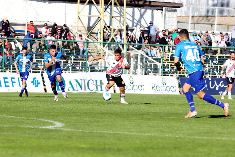 El Curi aún no logra ganar como local