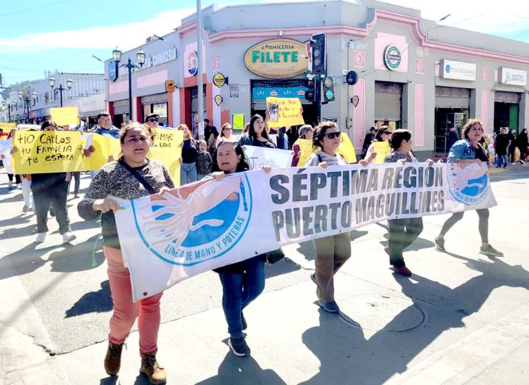 Sin resultados sigue búsqueda de pescadores desaparecidos, mientras familiares marcharon exigiendo justicia y avances en la investigación