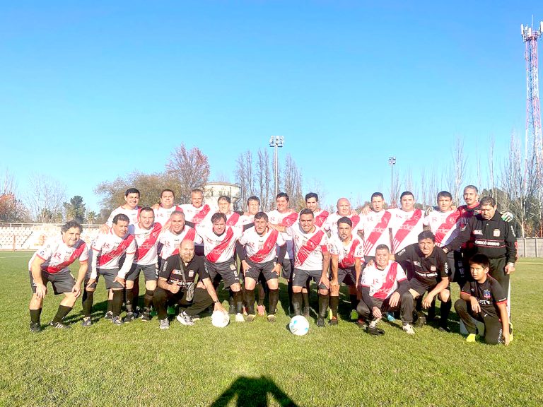 Curicó Unido Senior 50 sufrió amarga derrota frente a Deportes Santa Cruz