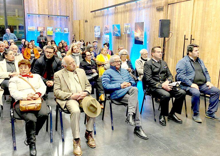 Inauguraron inspiradora exposición “Salón de Mar”