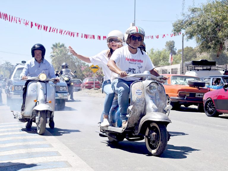 Agrupación cultural comunitaria “Los  Clandestinos” celebra 20 años de vida