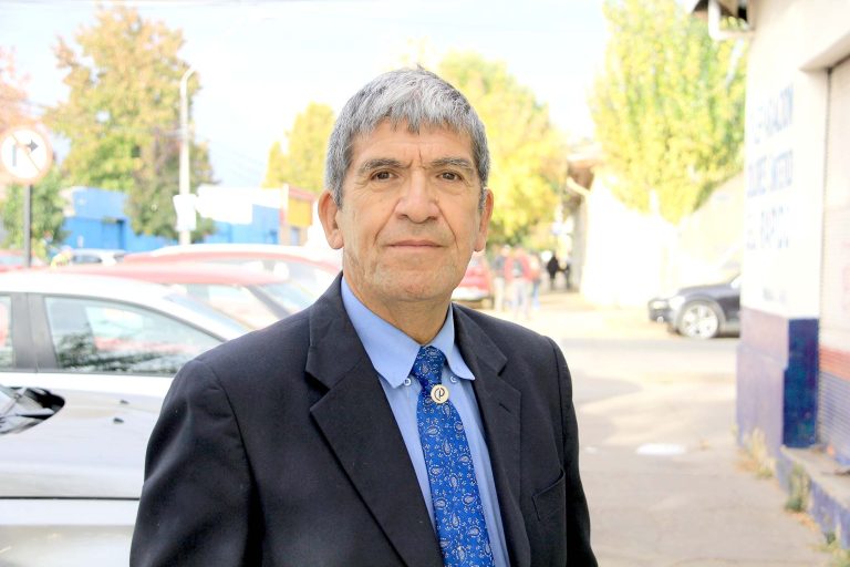 Apoyo y orientación para docentes en  juicio internacional por deuda histórica