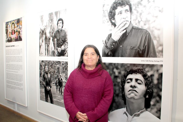 Exposición sobre víctor  Jara muestra años de  Amistad con fotógrafos