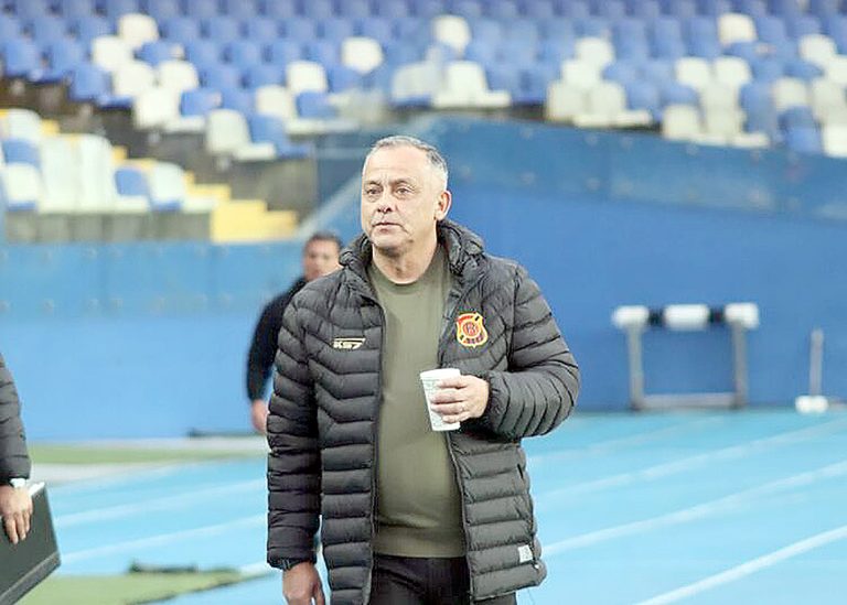 Erwin Durán confirma tres fichajes nacionales para la segunda rueda