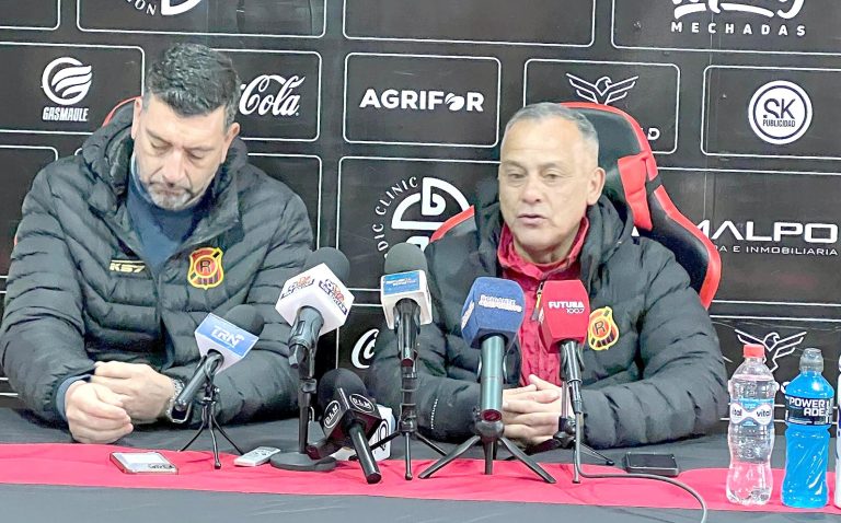 “Técnico que debuta gana”, señala un dicho futbolístico:  Durán busca matar “mufa” de Rangers local en Linares