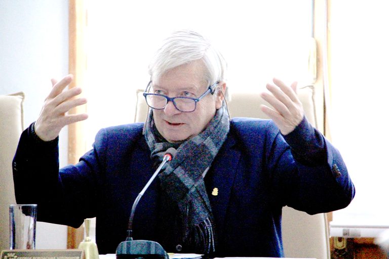 Alcalde por falla técnica en gimnasio: “Más que sancionar,  tenemos que trabajar para que esto no vuelva a ocurrir”