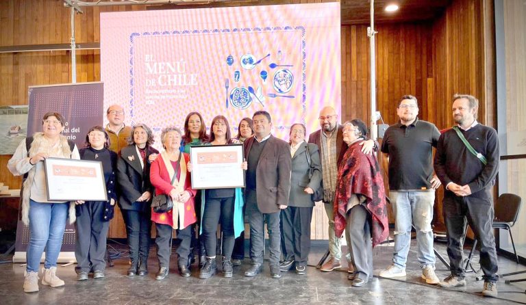 Ministerio de las Culturas premió  a ganadores de  “El Menú de Chile”