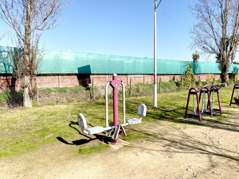 Buscan dar solución a antiguo reclamo de vecinos de la Villa Apumanque de Curicó