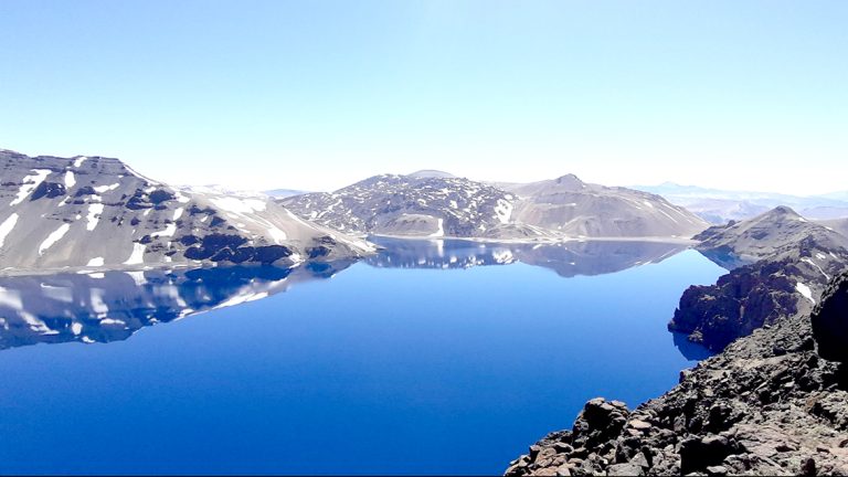 Enjambres sísmicos en la Laguna del Maule encienden las alertas entre expertos y vecinos