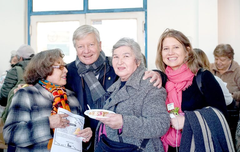 Adultos mayores dieron inicio al programa Vínculos con Malón de Integración en Curicó