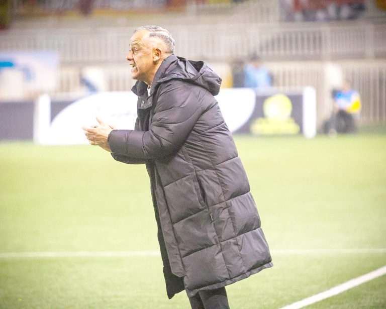 Rangers sale a mantener sus números azules como visitante en la altura de Calama