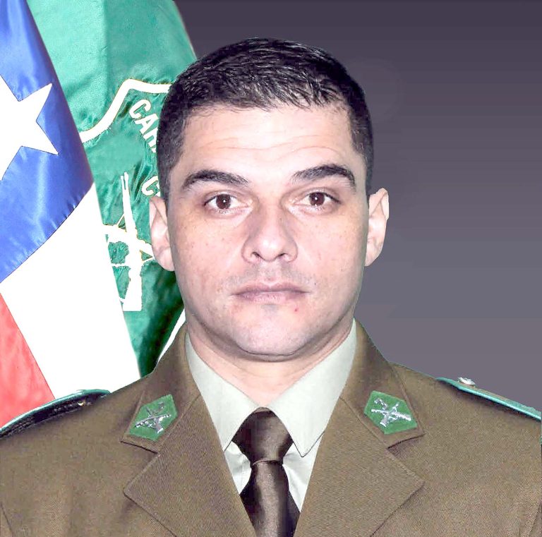 Carabinero padre de tres hijos muere tras chocar al concurrir a persecución de delincuente