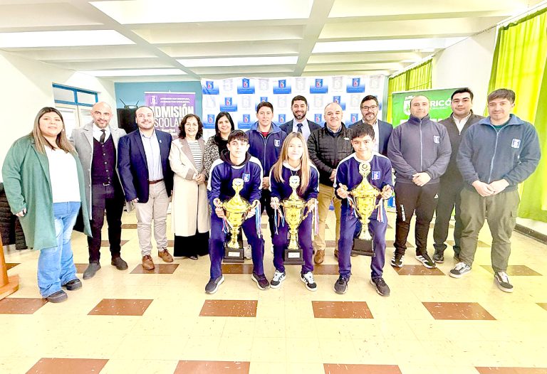 Desayuno de campeones a estudiantes del Colegio Deportivo Luis Cruz Martínez