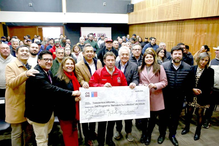 Colectiveros del Maule recibirán  subsidio para renovar sus vehículos