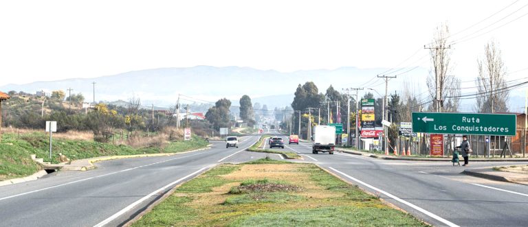 Alcalde de San Javier formula un urgente llamado para concretar doble vía en ruta a Constitución