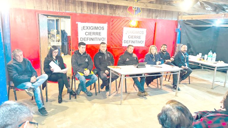 Grave contaminación ambiental afecta a 200 familias:  Personas y animales con problemas respiratorios