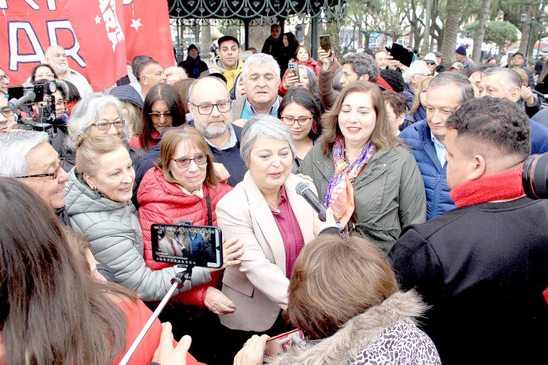 Candidata del  oficialismo pone  énfasis en el  trabajo en terreno