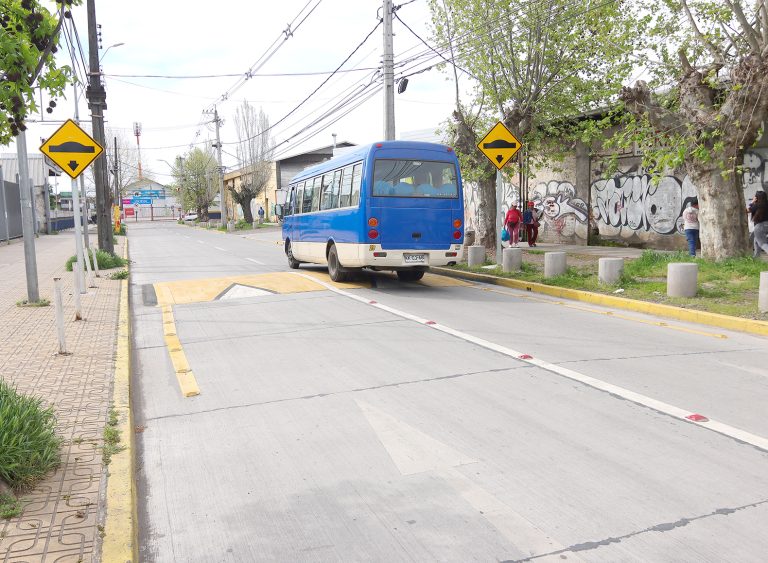 En etapa de término se encuentra el proyecto de 53 reductores de velocidad en Curicó