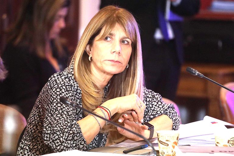 Ximena Rincón acusa a Paulina Vodanovic de  mentirosa y que su impugnación es “vendetta  política” ideada en oficina del ministro Elizalde