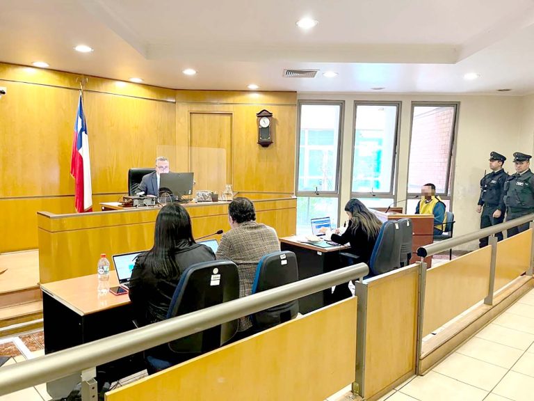 En prisión preventiva queda sujeto que asesinó a su expareja en su lugar de trabajo