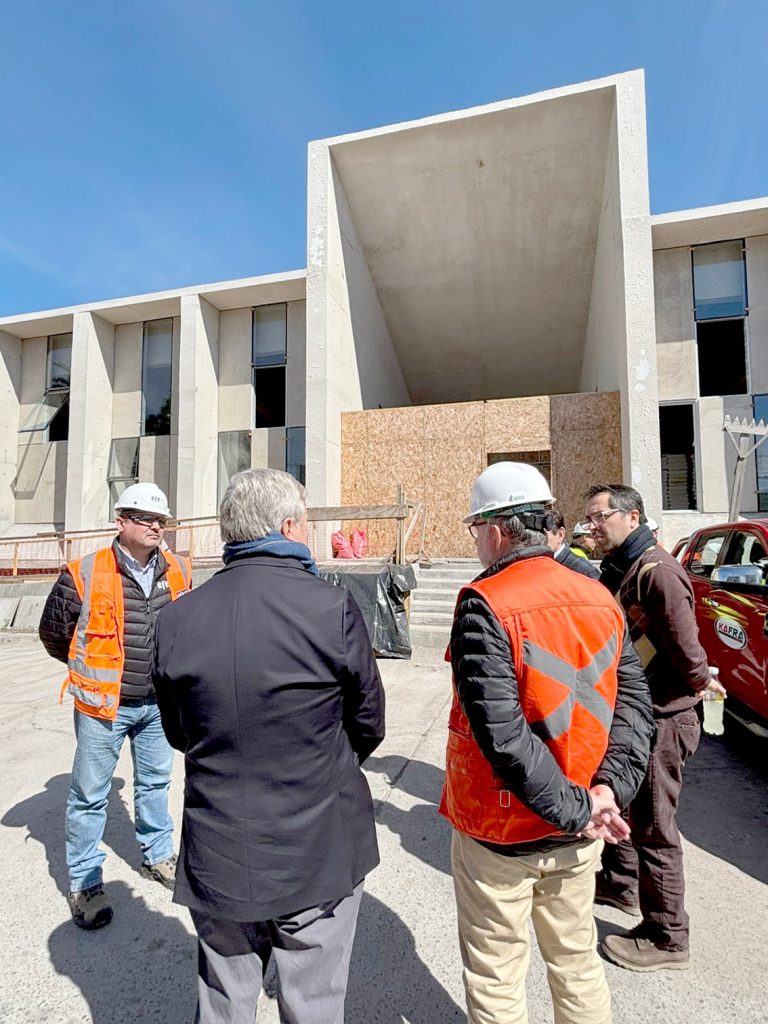 Proyectan para marzo de 2026 entrega de la nueva estación de trenes de Curicó