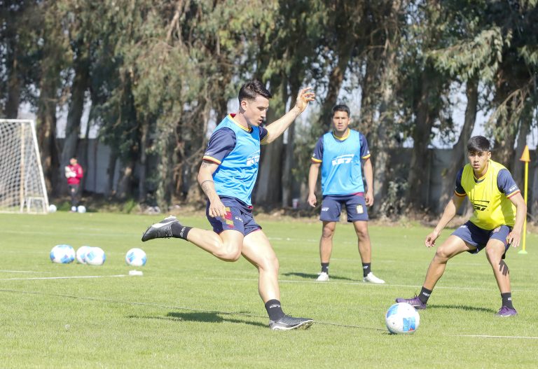 Curicó Unido: Sólo un triunfo en catorce juegos