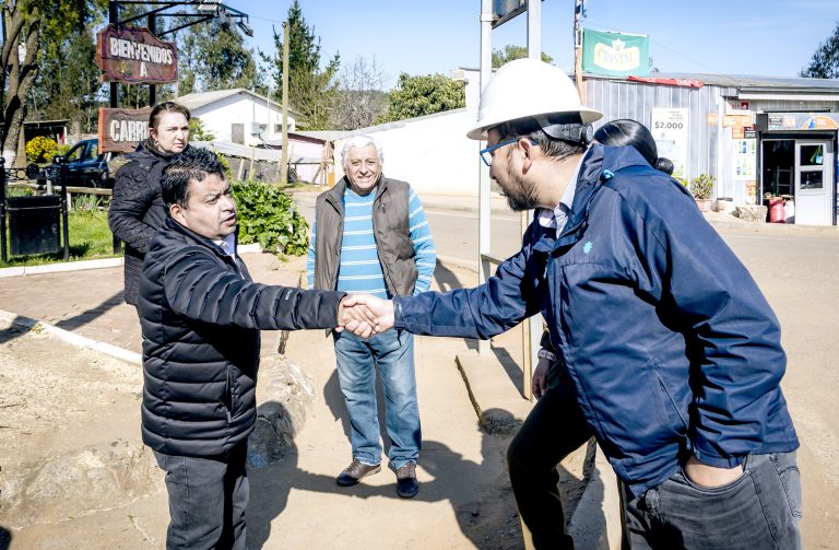 Sector rural de Carrizal se moderniza en pos de la seguridad con instalación de 45 luminarias LED