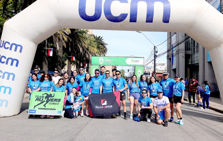 Cientos de curicanos participaron en la IV Corrida Familiar UCM 2025