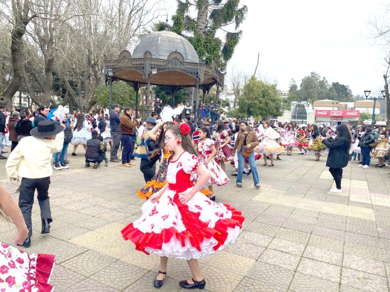 Constitución celebró con  Identidad y orgullo el 25° masivo  de cueca “Nacho Chamorro”
