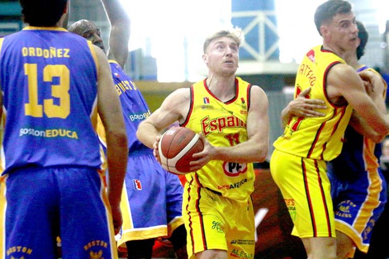 Municipal Español vuelve a sonreír y le da una lección a Boston College: ganó 73 a 59