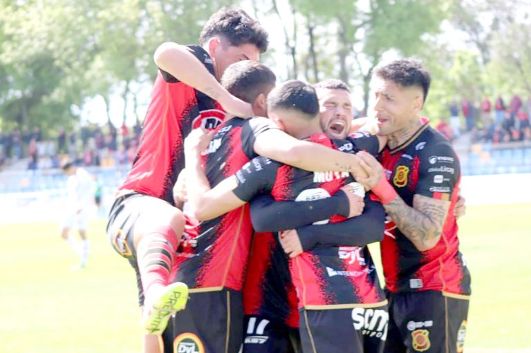 Rangers gana a la uruguaya con gol de Claudio Servetti