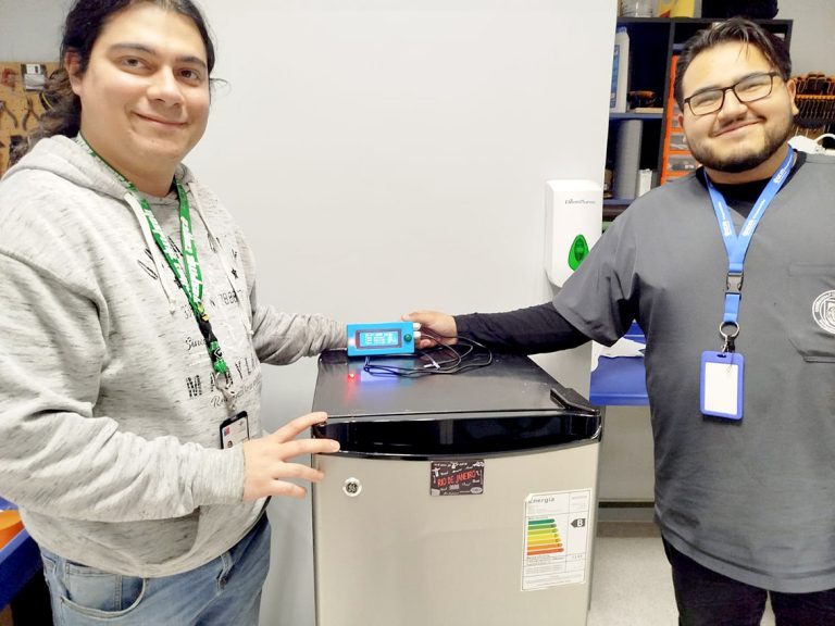 Estudiante universitario desarrolló innovador dispositivo que permite proteger medicamentos