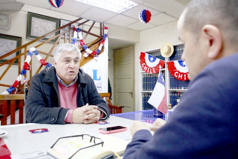 “No estoy de acuerdo con el turismo electoral. Uno tiene que tener una raigambre en la región para ser candidato”