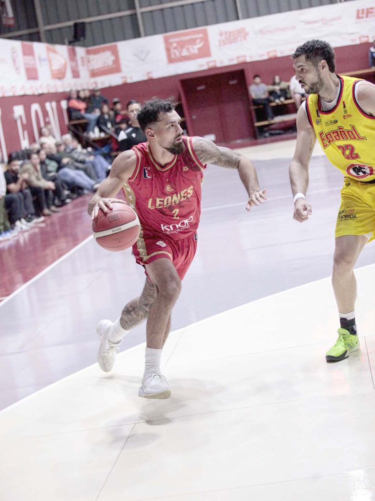 Español cierra fase regular obligado a ganar a Colo Colo