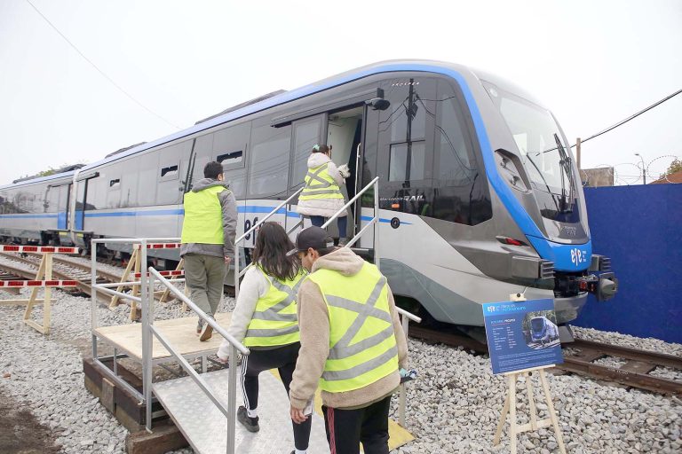 EFE aseguró que primer nuevo buscarril de Ramal Talca-Constitución realizará viajes a fines de diciembre