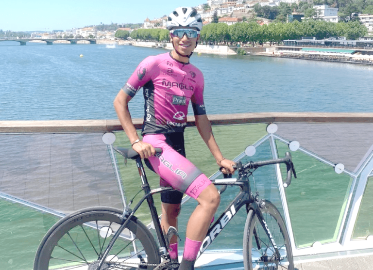 Cristóbal Ramírez Vera:  “El ciclismo no da  para vivir en Chile”