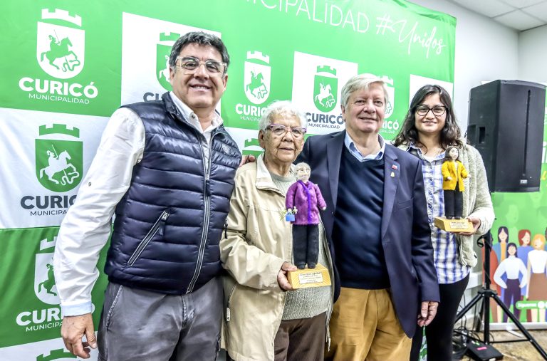 Municipio reconoció a las ganadoras del  concurso “Curicanas: Valor e Inspiración”