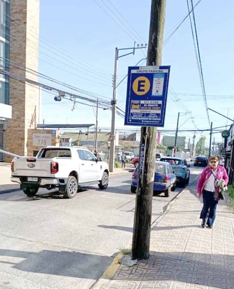 Postergada quedó la  licitación del servicio de parquímetros en Curicó