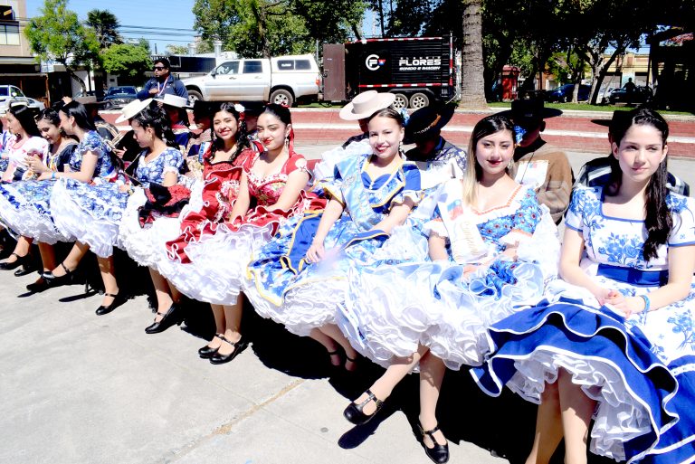 En Talca se iniciaron presentaciones de la VII Muestra Nacional de Cueca Escolar