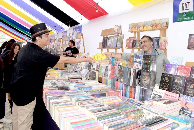 Más de mil personas en la inauguración de la XIX Feria del libro Infantil y Juvenil de Talca