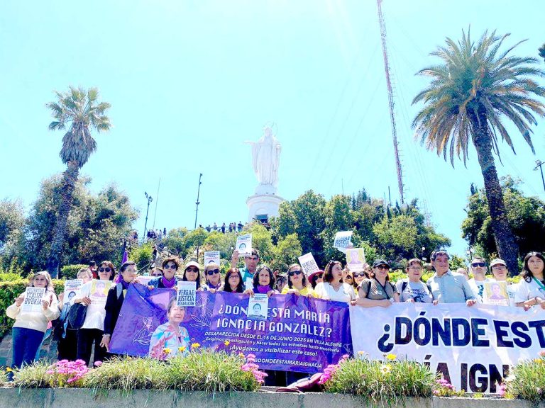 “Nosotras ya no confiamos en la Policía de Investigaciones, aparte de mentirnos hay diligencias que hicieron a destiempo”