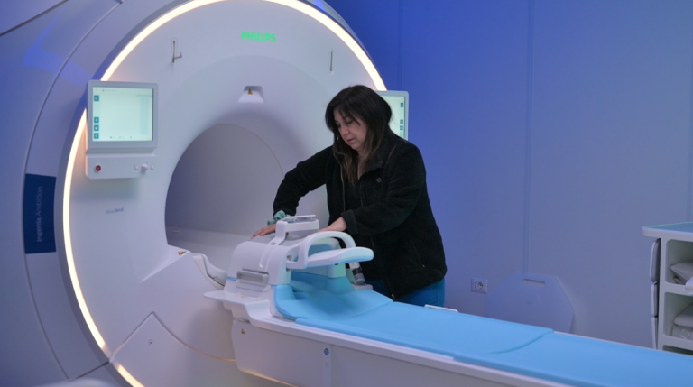 Gracias a resonador magnético, Hospital de Curicó da un salto en su capacidad de diagnóstico