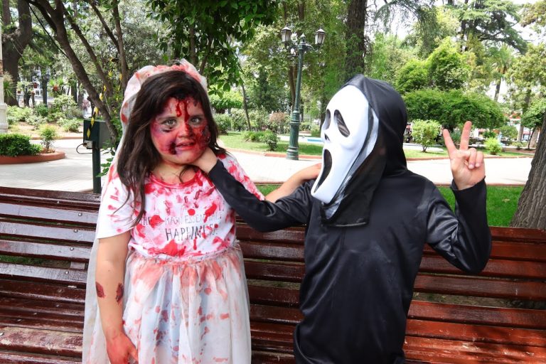 Entretenida Expo Halloween reunió a grandes y chicos